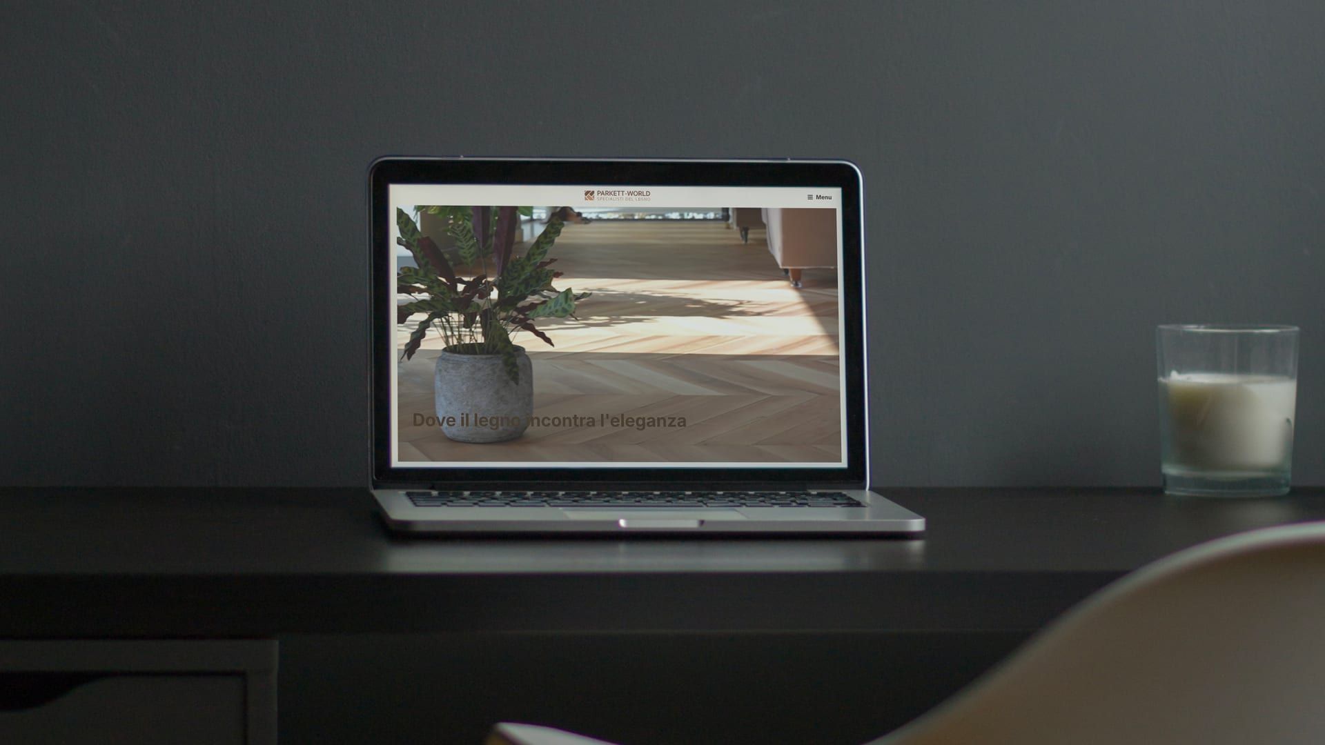 Parkett World, homepage del sito con catalogo prodotti e hero fotografico